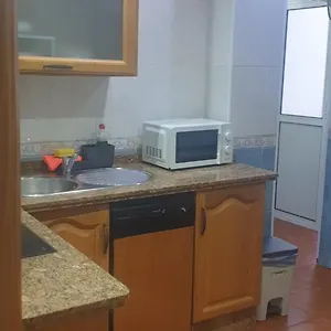 Piso En Pleno Centro, Cerca De Sevilla Apartamento